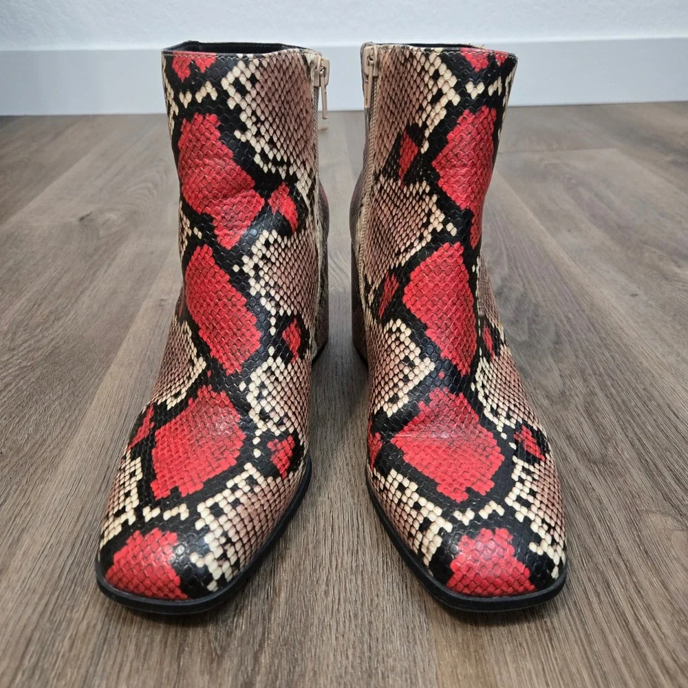 Snakeskin Ankle Boots Red Tan Beige Pattern Block Heel Zip Closure 9.5 Swifty